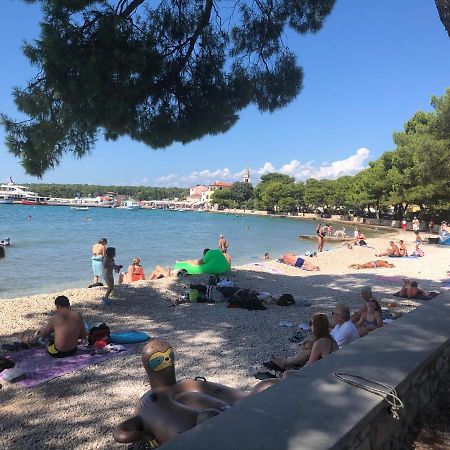 Istrian Stone House In The Heart Of The Beautiful Fishing Village Fazana - Only Few Steps From The Sea And The Wonderful Beach - Incl Plasma-Quad-Plus-Filter Against C O V I D Kültér fotó